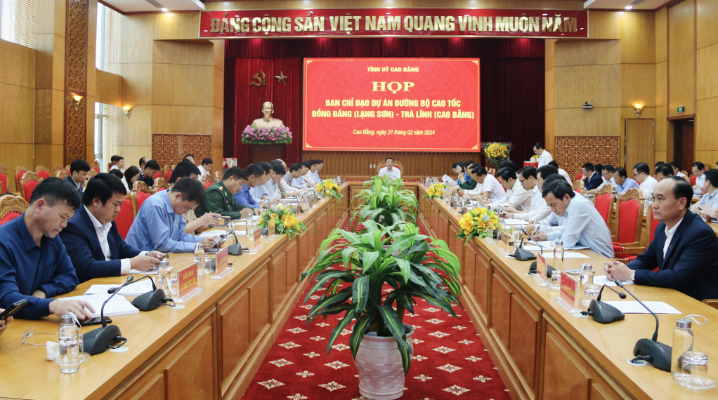 Các đại biểu dự cuộc họp